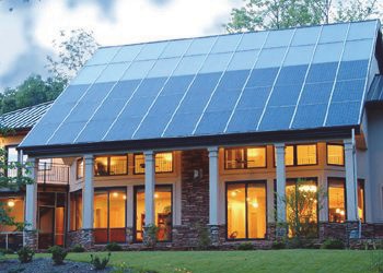 Солнечные батареи как декоративное оформление здания